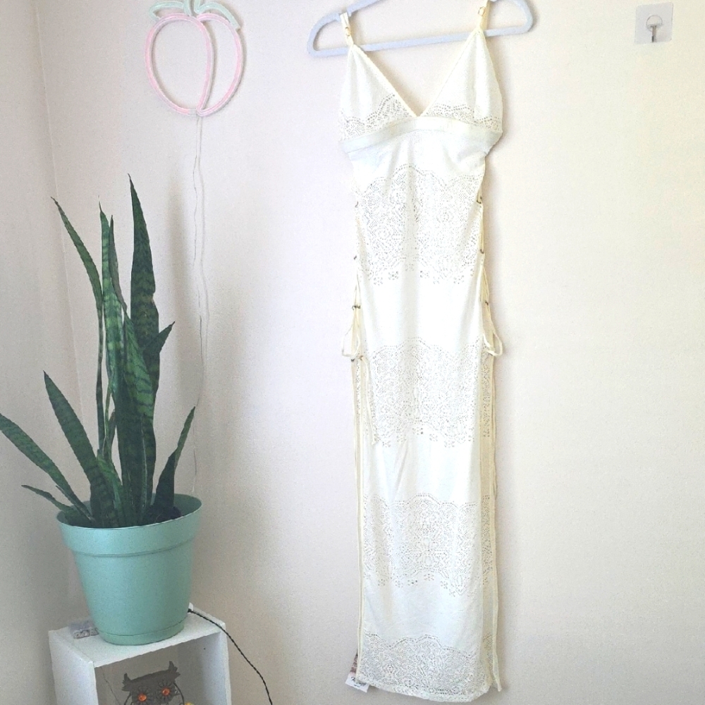 Cream/Ivory Lace Dress Beach Cover Up